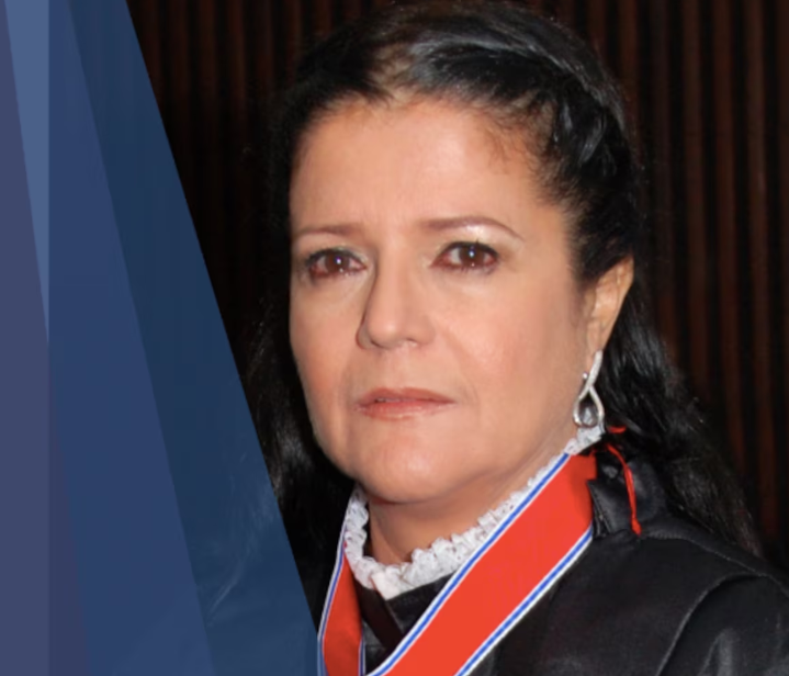 A desembargadora Rosita Falcão Maia está sendo acusada de racismo após declarar que cota para negros 'baixou o nível' nas universidades