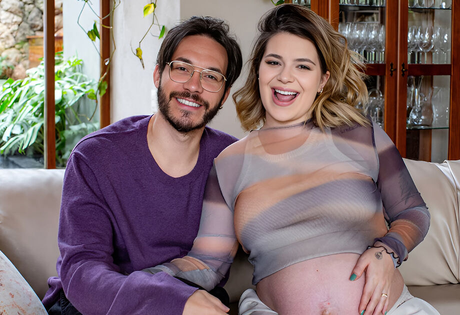 Viih Tube e Eliezer, pais de Lua, 1 ano, e Ravi, que nasceu na segunda-feira, 11 de novembro.