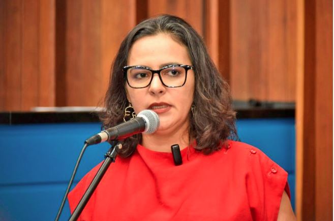 Pessoas e entidades que lutam contra o racismo serão homenageadas em sessão solene