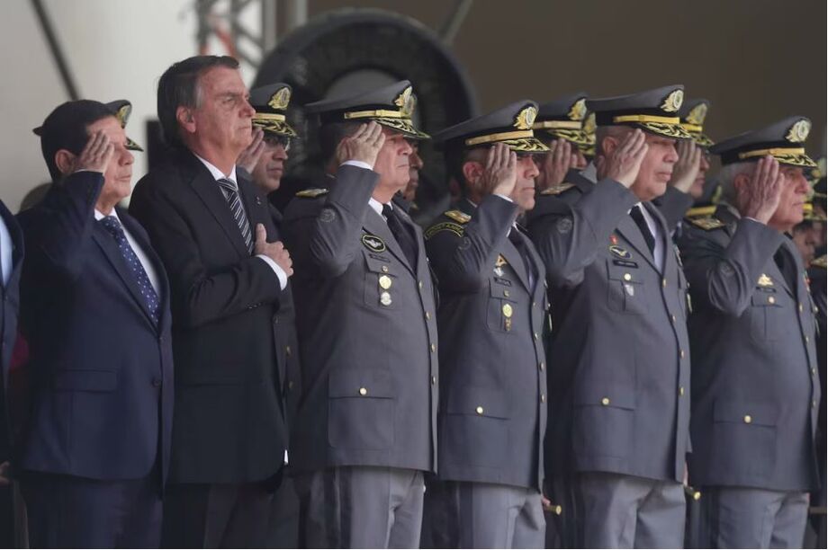 O então presidente Jair Bolsonaro (PL) em cerimônia na Academia Militar das Agulhas Negras, no Rio de Janeiro