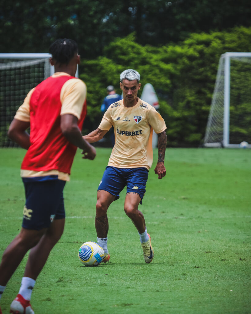 O São Paulo treinou na manhã deste sábado (16) no CT da Barra Funda, em nova atividade preparatória para o jogo contra o Red Bull Bragantino