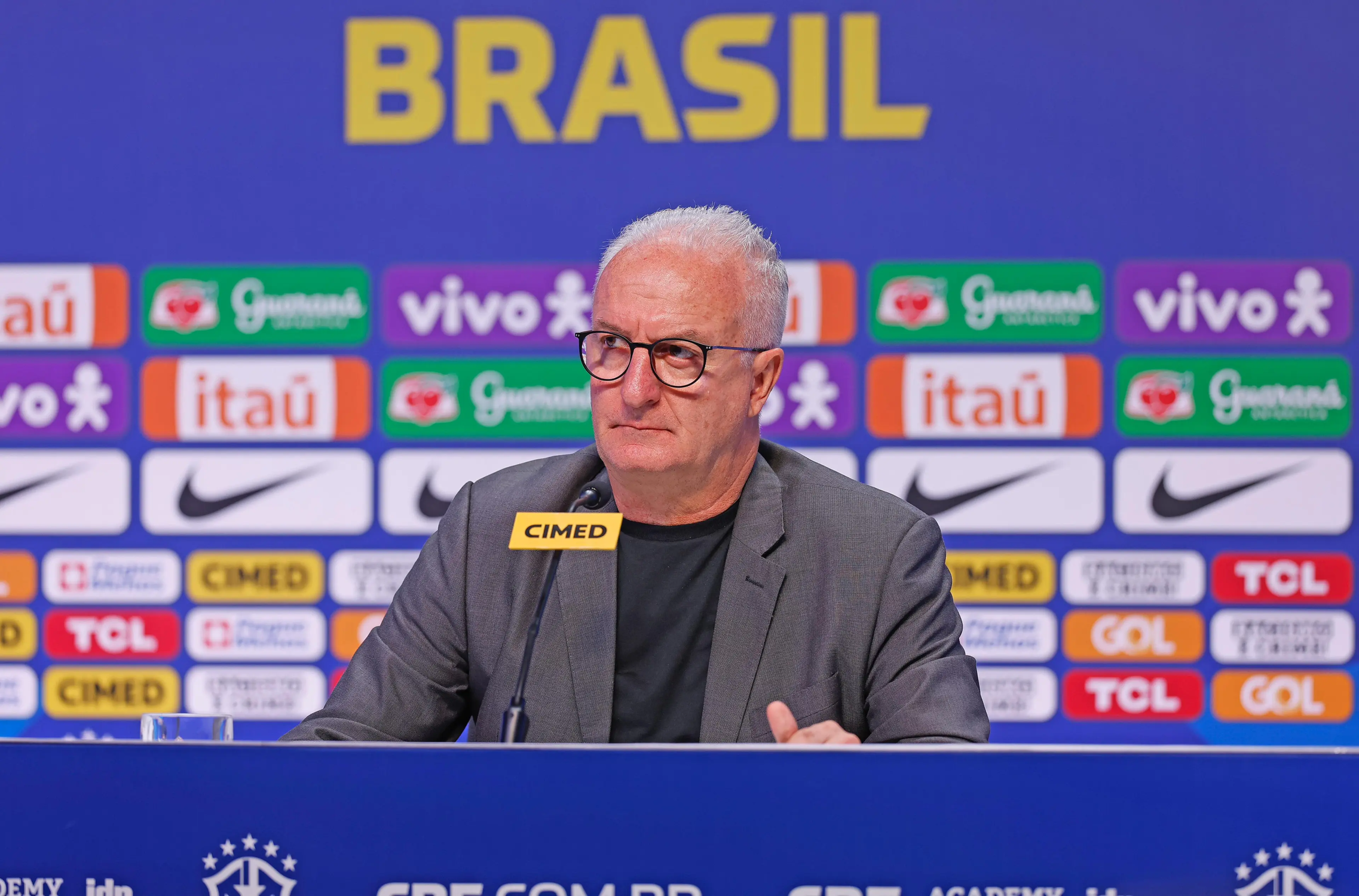 Dorival vê seleção cada vez mais perto do ideal: 'Evoluiu bastante, mas ainda não estou feliz'