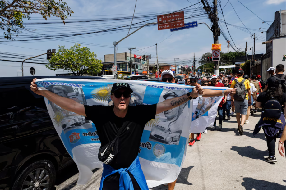 Argentinos são fanáticos por Fórmula 1, mas não têm um GP em casa há 26 anos.