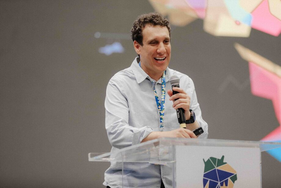 Samy Dana fala sobre como os municípios podem crescer investindo em gestão estratégica e no empreendedorismo local.