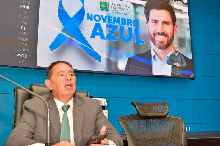 Durante condução da sessão plenária, o presidente da ALEMS, deputado Gerson Claro, enfatizou o cuidado da saúde dos homens