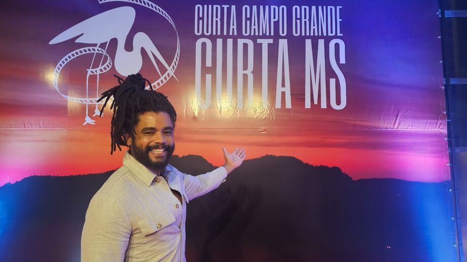 Ator Diogo Almeida, protagonista de Amor Perfeito, no festival Curta Campo Grande