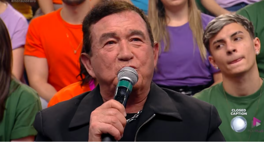 Amado Batista durante participação no programa 'Hora do Faro' exibido em 3 de novembro de 2024