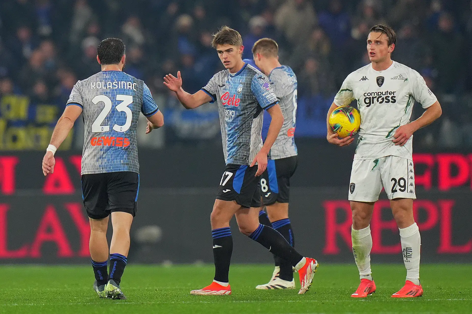 Atalanta vence Empoli, chega a incríveis 11 vitórias e recupera a liderança do Italiano