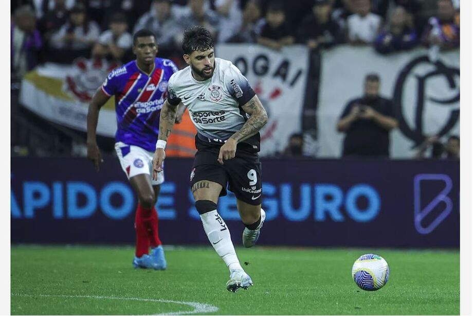 Yuri Alberto marcou o 30º gol na temporada, igualando marca de Pedro, do Flamengo, como artilheiro do Brasil em 2024.
