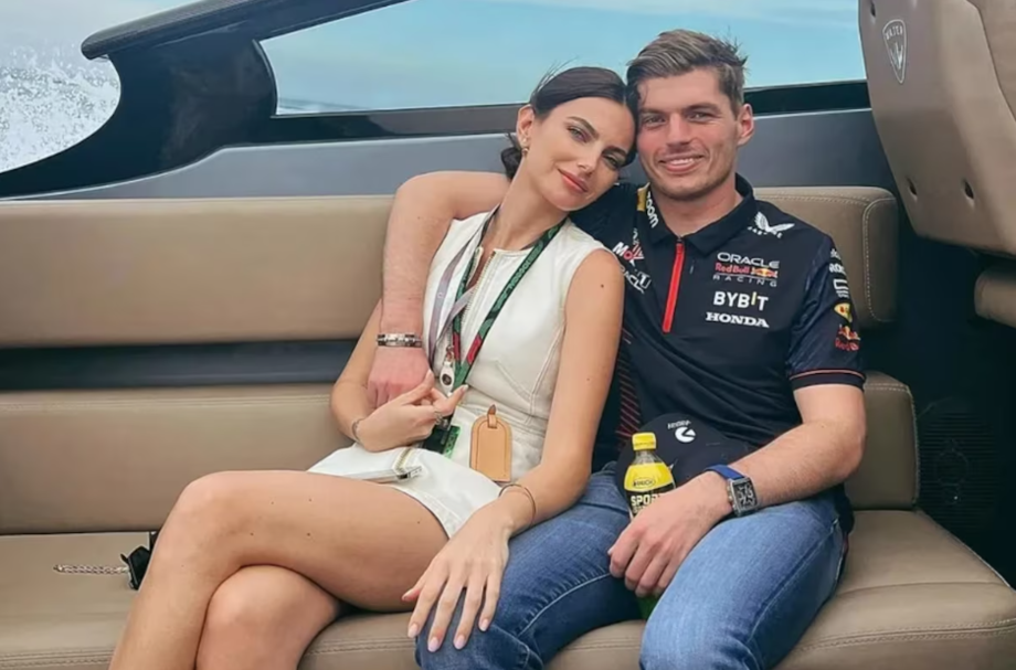 Max Verstappen e Kelly Piquet assumiram romance em janeiro de 2021.