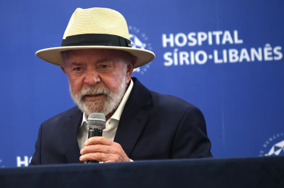 Lula expressa solidariedade aos familiares de queda de avião no RS