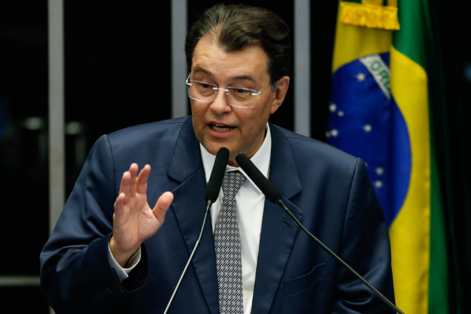 Eduardo Braga (MDB-AM), senador e relator da reforma tributária