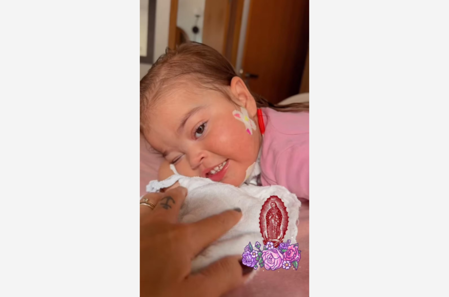 Maria Guilhermina, filha de Leticia e Juliano Cazarré, aparece sem respirado nas redes sociais