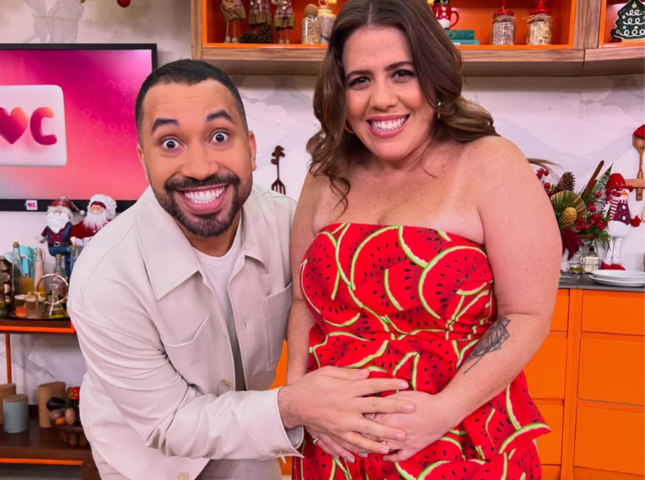 Gil do Vigor e Tati Machado celebram a gravidez da apresentadora