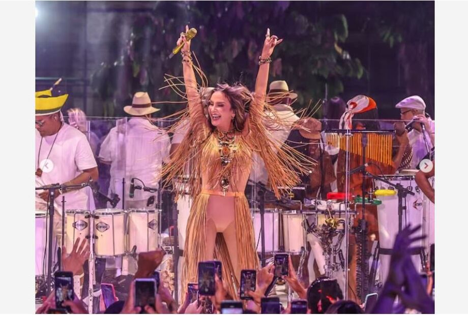 Claudia Leite em show no Candyall Guetho Square no último dia 14