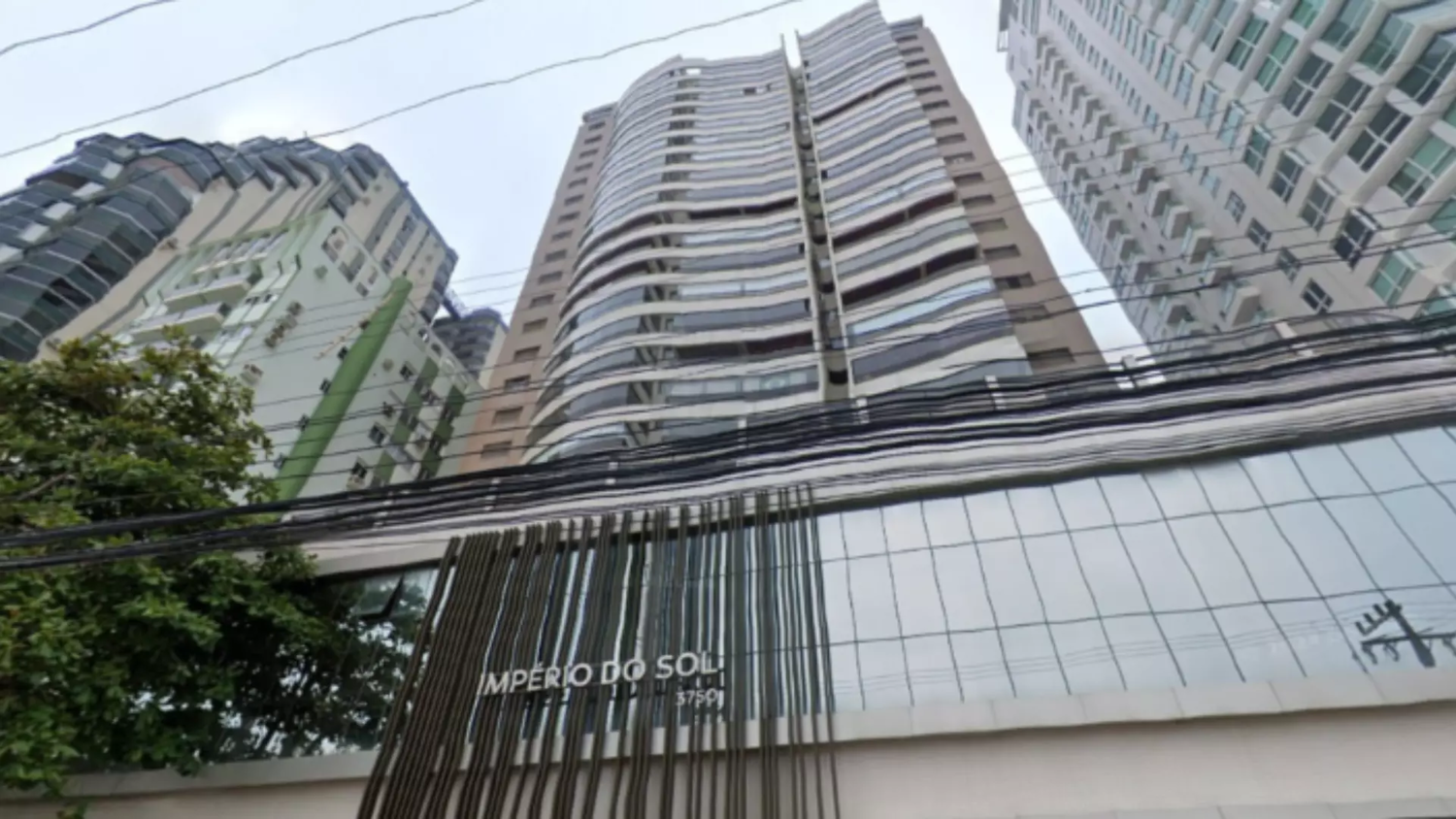 Jovem perde a vida enquanto gravava vídeo em prédio icônico de Balneário Camboriú