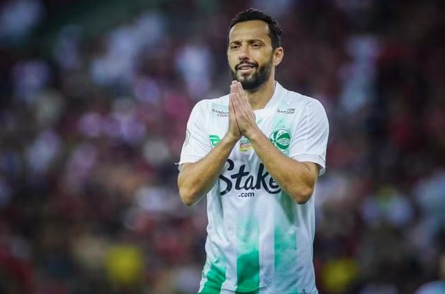 Aos 43 anos, Nenê adia aposentadoria e renova com o Juventude para 2025