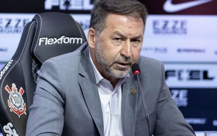 Votação de impeachment de Augusto Melo é suspensa no Corinthians por decisão liminar