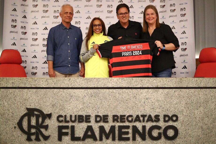 Rebeca Andrade renova com Flamengo para novo ciclo olímpico: 'Minha segunda casa'