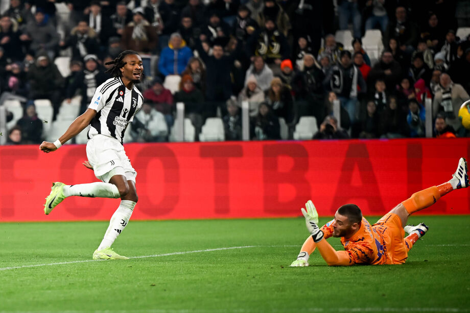 Thuram marca duas vezes para a Juventus, mas Fiorentina reage e assegura o empate no Italiano