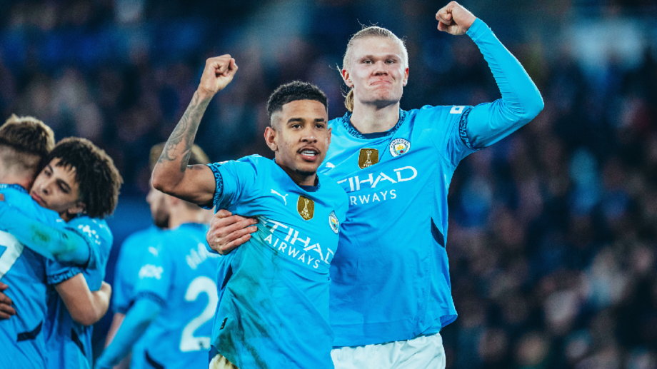Savinho marca, Manchester City volta a vencer no Campeonato Inglês e alivia crise