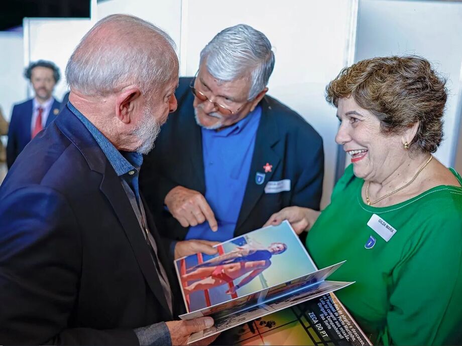Lula, Zeca e Gilda Santos na inauguração da nova fábrica de celulose da Suzano, em Ribas do Rio Pardo/MS -