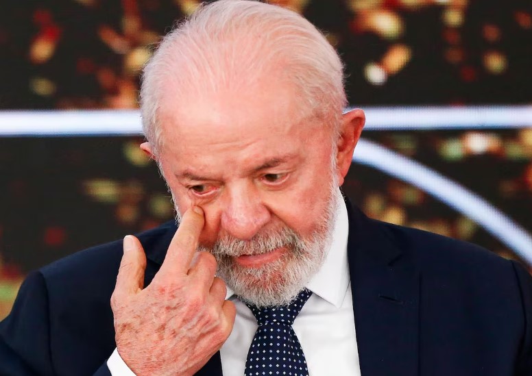 Lula se recupera de retirada de dreno e aguarda liberação da UTI