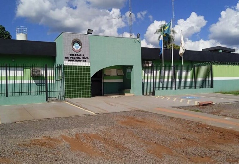 O caso foi registrado como tentativa de homicídio e lesão corporal dolosa