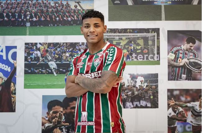 Hércules assina contrato com o Fluminense até o fim de dezembro de 2029
