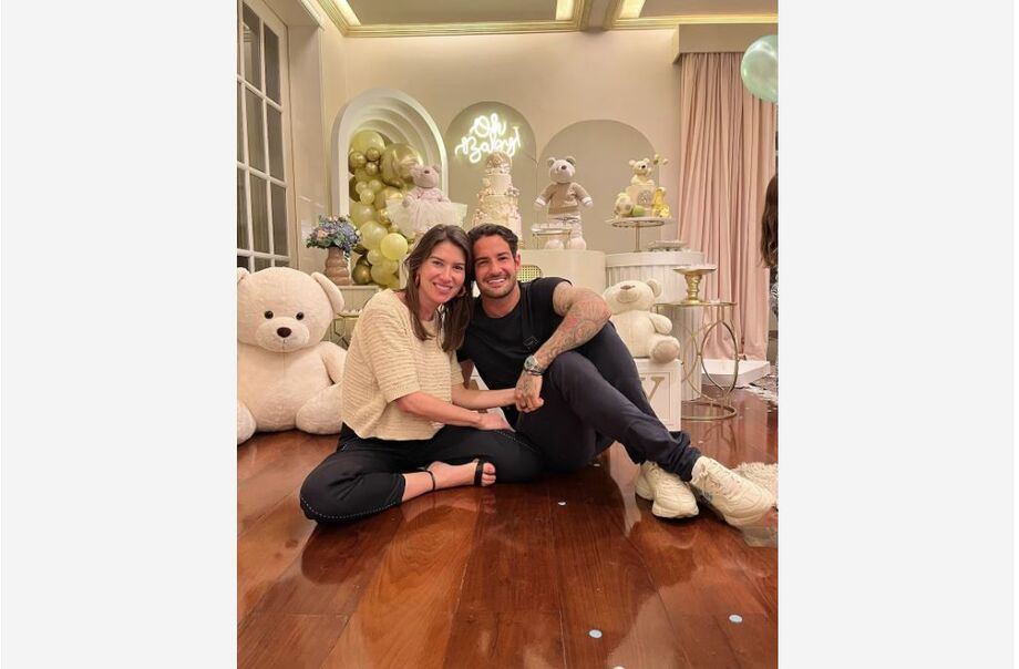 Rebeca Abravanel e Alexandre Pato.