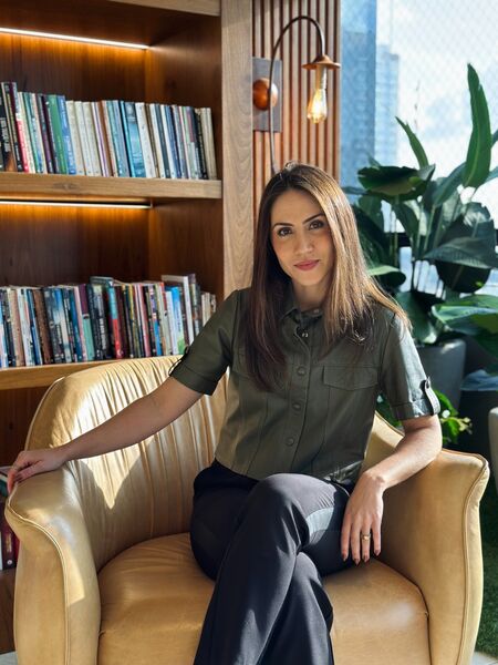 Panmella Lunardelli estreia na literatura com um manifesto sobre família e fé