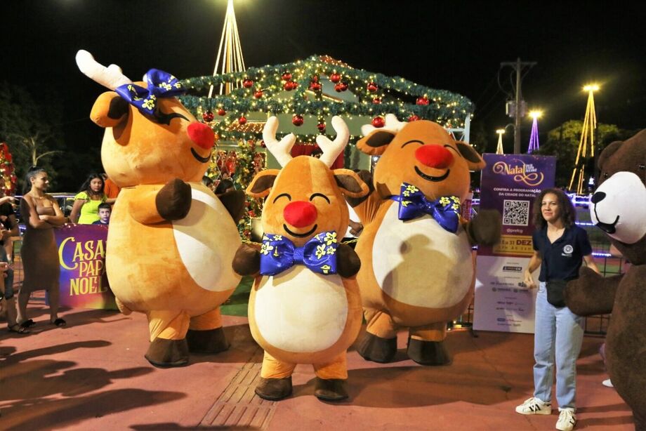 Decoração natalina e carros alegóricos inauguram Natal dos Sonhos 2025 em Campo Grande neste sábado