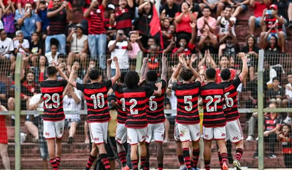 Flamengo e Grêmio estreiam com goleada da Copa São Paulo de Juniores
