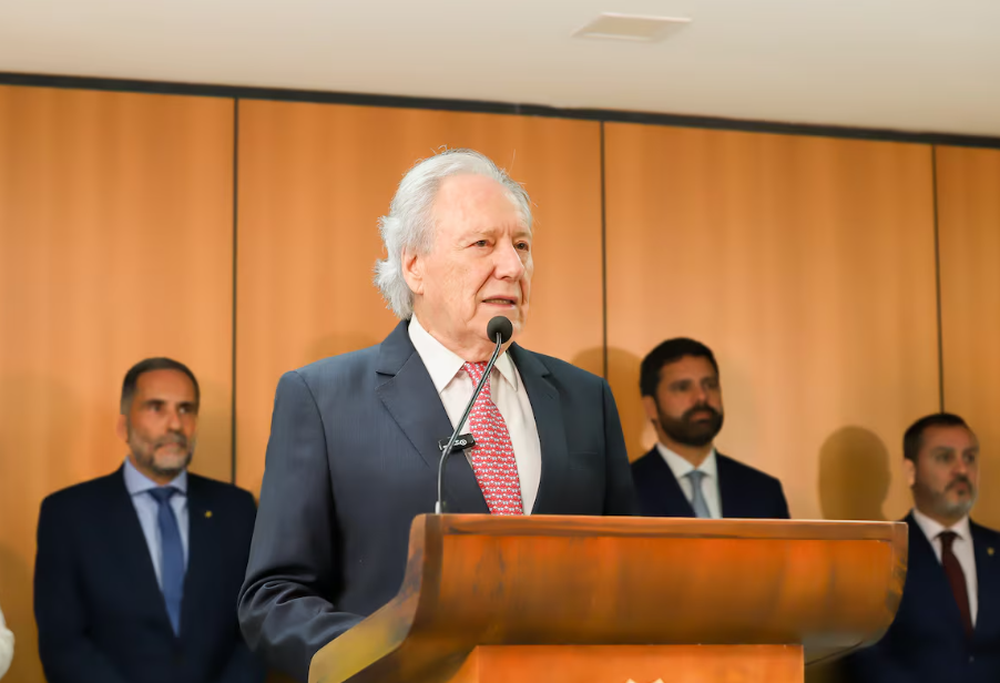 O ministro da Justiça, Ricardo Lewandowski, durante uma entrevista a jornalistas em janeiro deste ano