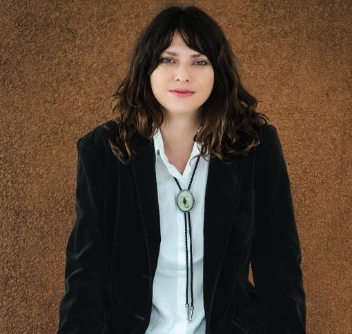 Letícia Naveira, diretora de elenco do indicado ao Oscar Ainda Estou Aqui, nasceu em Campo Grande e cresceu rodeada por arte e poesia