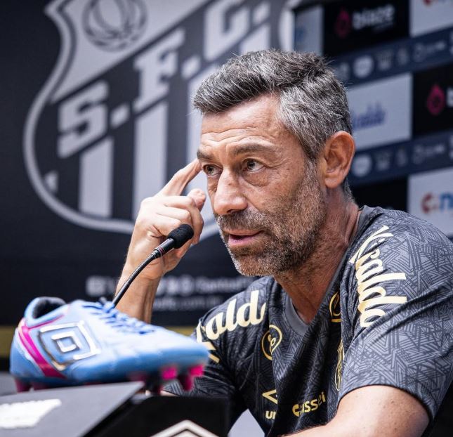 Caixinha será o novo treinador da equipe paulista em 2025