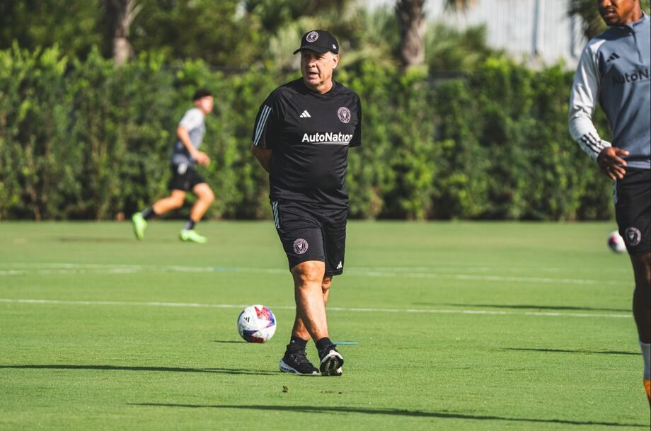 Último trabalho de Tata Martino foi no Inter Miami; técnico argentino considerou Botafogo, mas recusou.