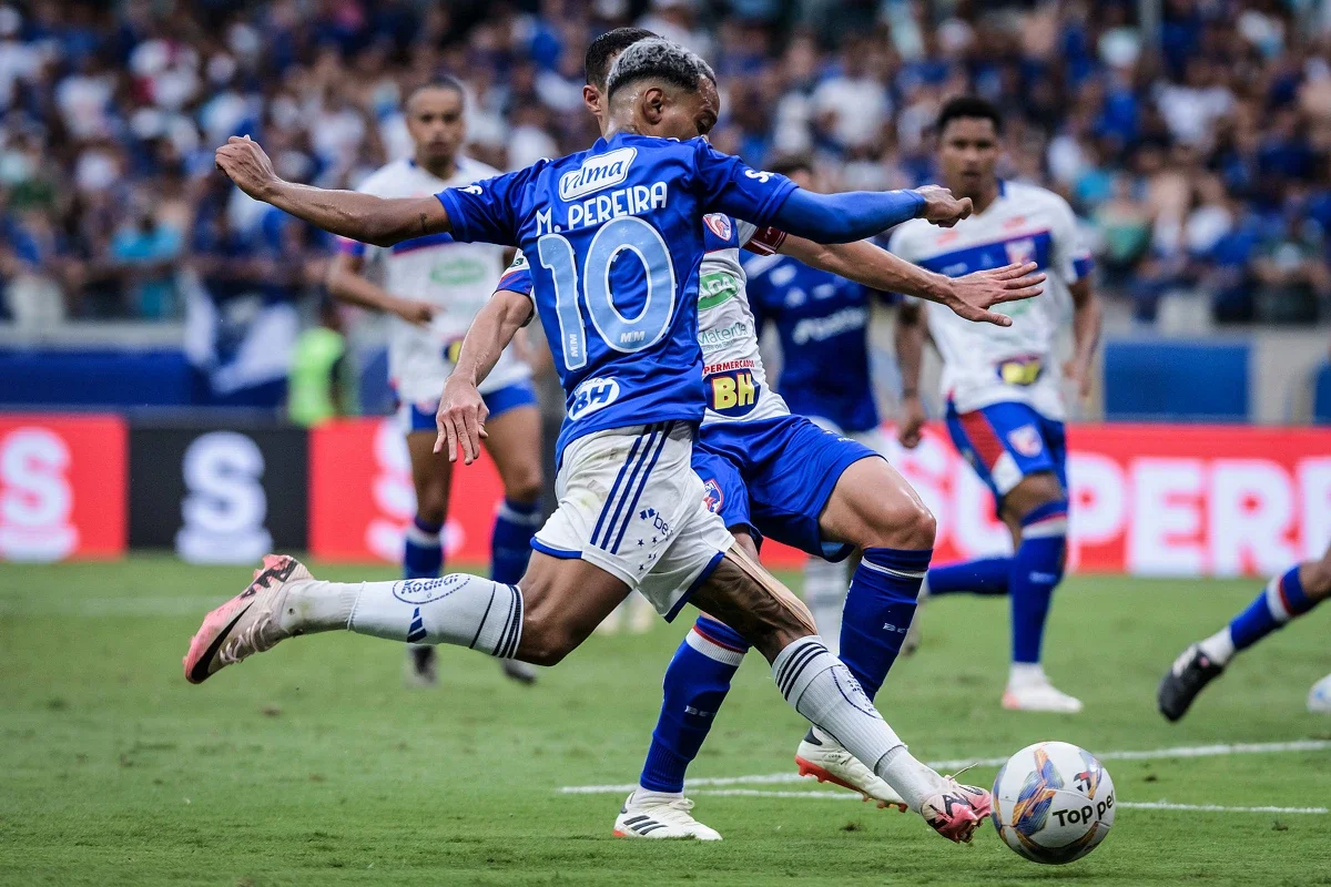 Cruzeiro inicia reformulação e abre espaço na folha salarial para reforços solicitados por Tite.