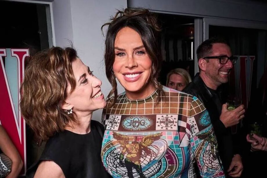 Fernanda Torres e Karla Sofía Gascón durante festa da revista W em Los Angeles, nos Estados Unidos.
