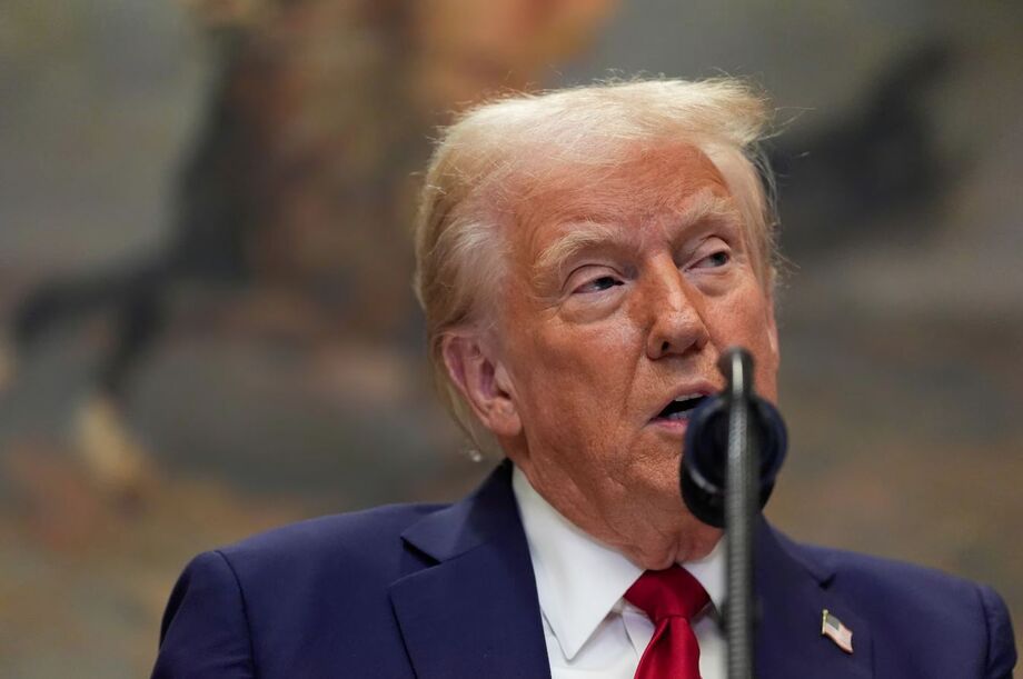 A decisão ocorre em um momento delicado, com uma crescente pressão sobre o governo dos Estados Unidos para reformular suas políticas e reduzir o tamanho da administração pública