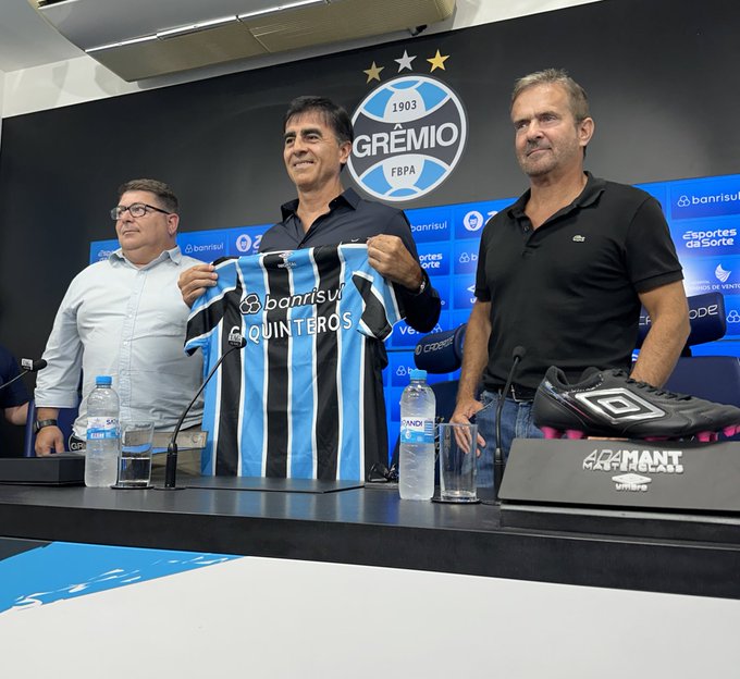 Gustavo Quinteros, técnico do Grêmio