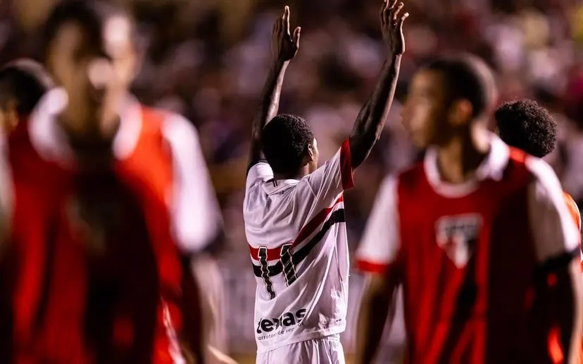 São Paulo bate Cruzeiro e é o primeiro semifinalista da Copa São Paulo