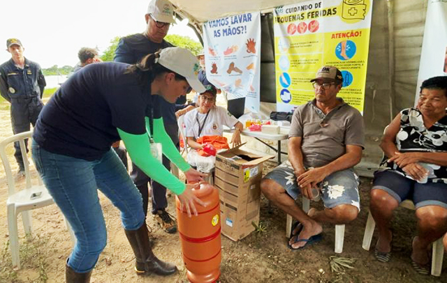 Governo de MS entrega filtros de água para comunidades ribeirinhas do Pantanal