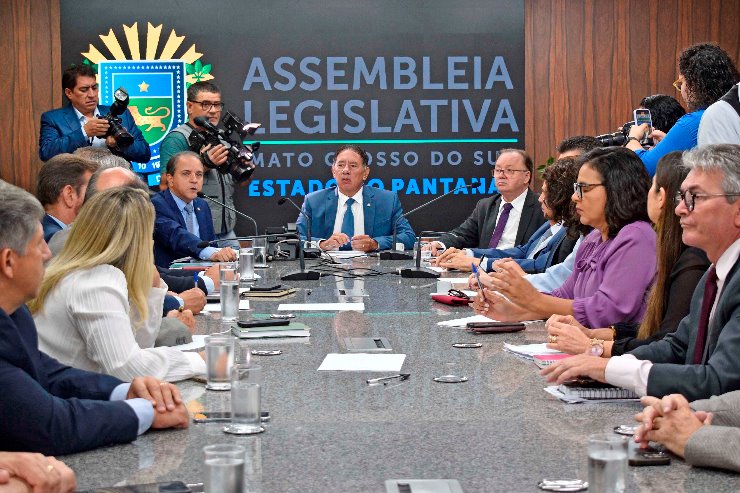 Executivo e Judiciário apresentaram à Assembleia Legislativa os planos para novas mudanças