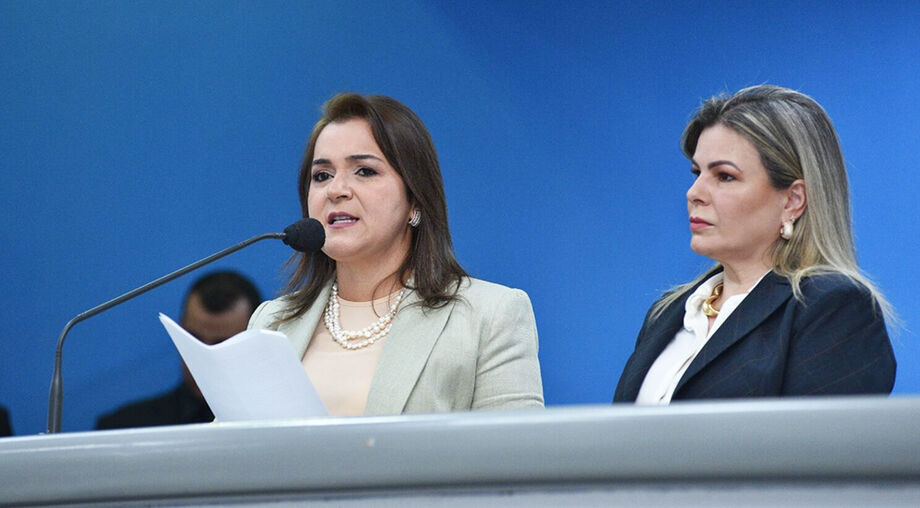 Adriane Lopes discursa na Câmara Municipal e reforça compromisso com o desenvolvimento de Campo Grande.