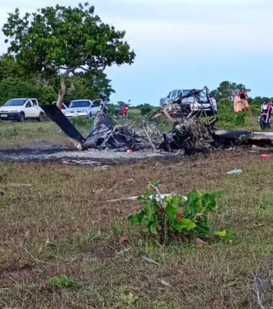 Uma pessoa morre após queda de aeronave em Prado, no extremo sul da Bahia. Outra pessoa com ferimentos foi encaminhada para unidade de saúde.
