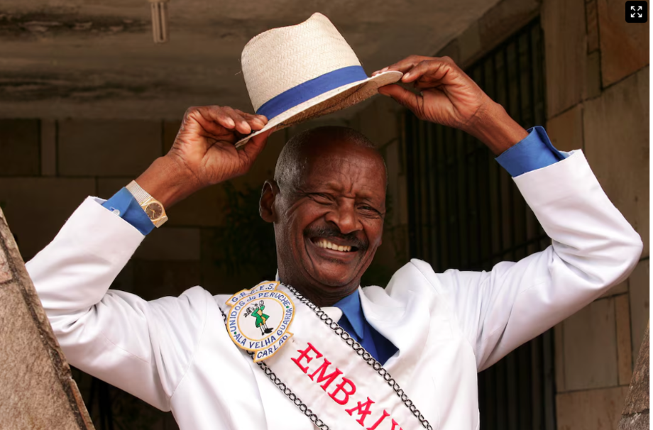 Seo Carlão da Peruche, último das grandes lideranças históricas do carnaval de São Paulo