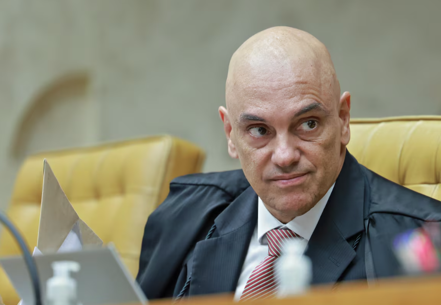 Alexandre de Moraes é alvo de ação em tribunal federal da Flórida por violação à soberania dos Estados Unidos.