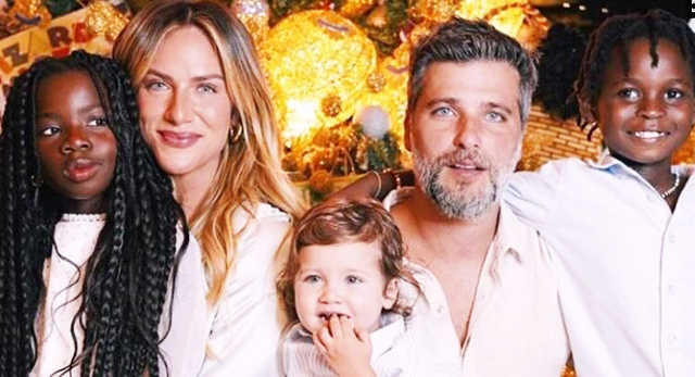 Giovana Ewbank e Bruno Gagliasso são pais de Titi, Bless eZyan