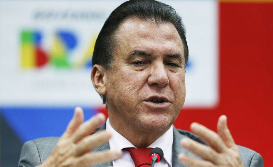 O ministro do Trabalho, Luiz Marinho, diz que continuará militando pelo fim do saque-aniversário